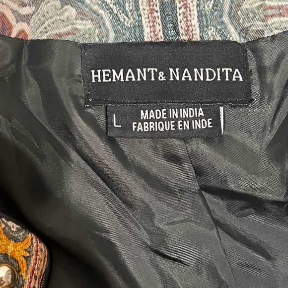 Anthropologie x Hemant & Nandita Studded Quilted Multicolor Jacket • Influencer - Picture 13 of 14